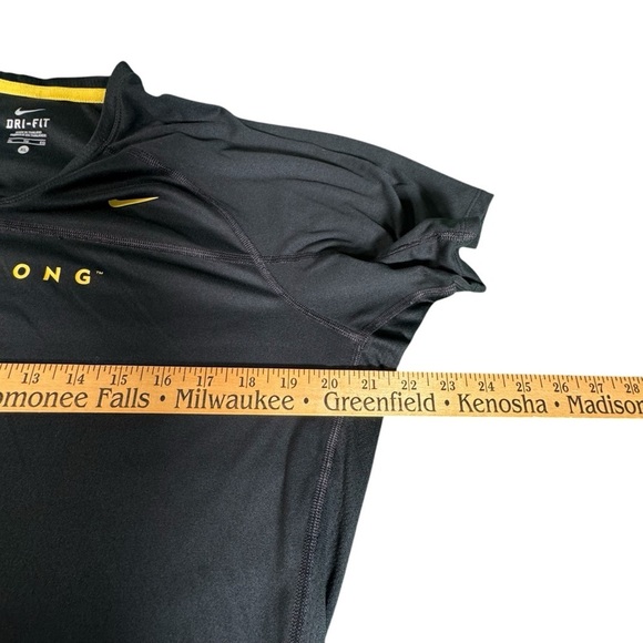 Nike Top Womens Size XL Black Livestrong Short Sleeve Dri-fit Active Wear - Picture 7 of 9